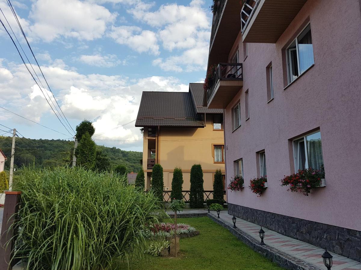 Hotel U Neli Solochyn Exterior foto