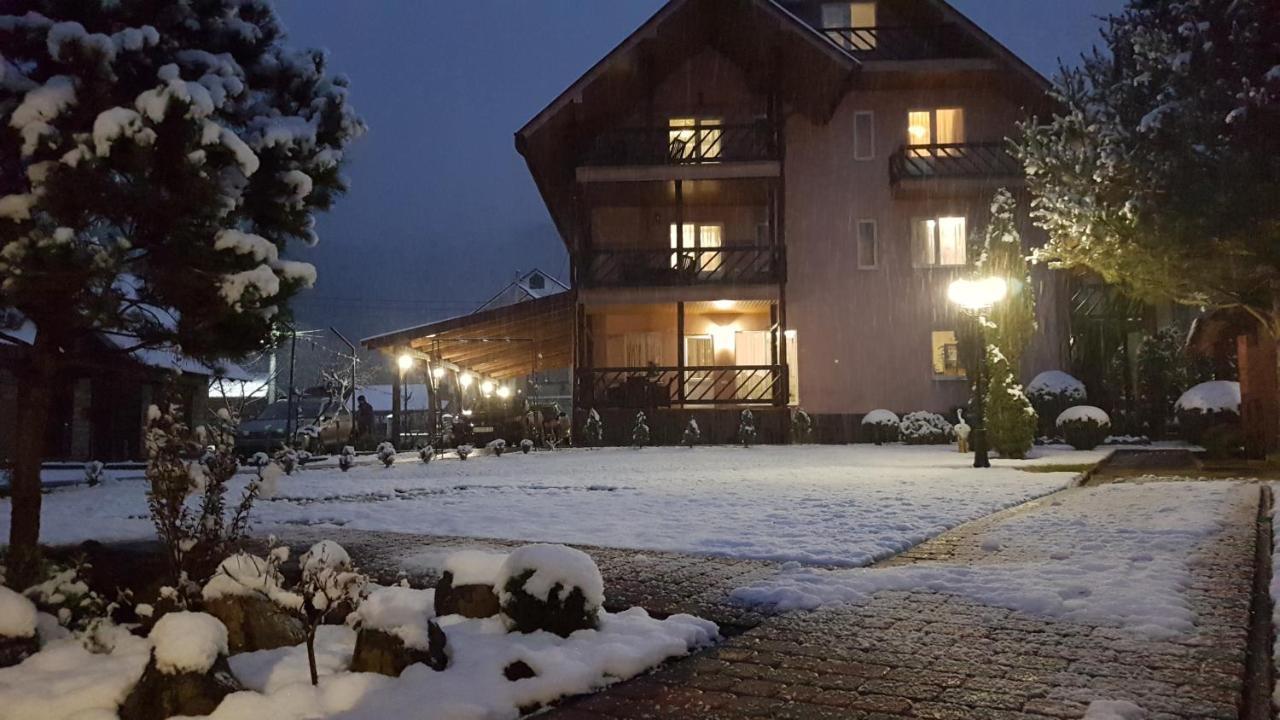 Hotel U Neli Solochyn Exterior foto