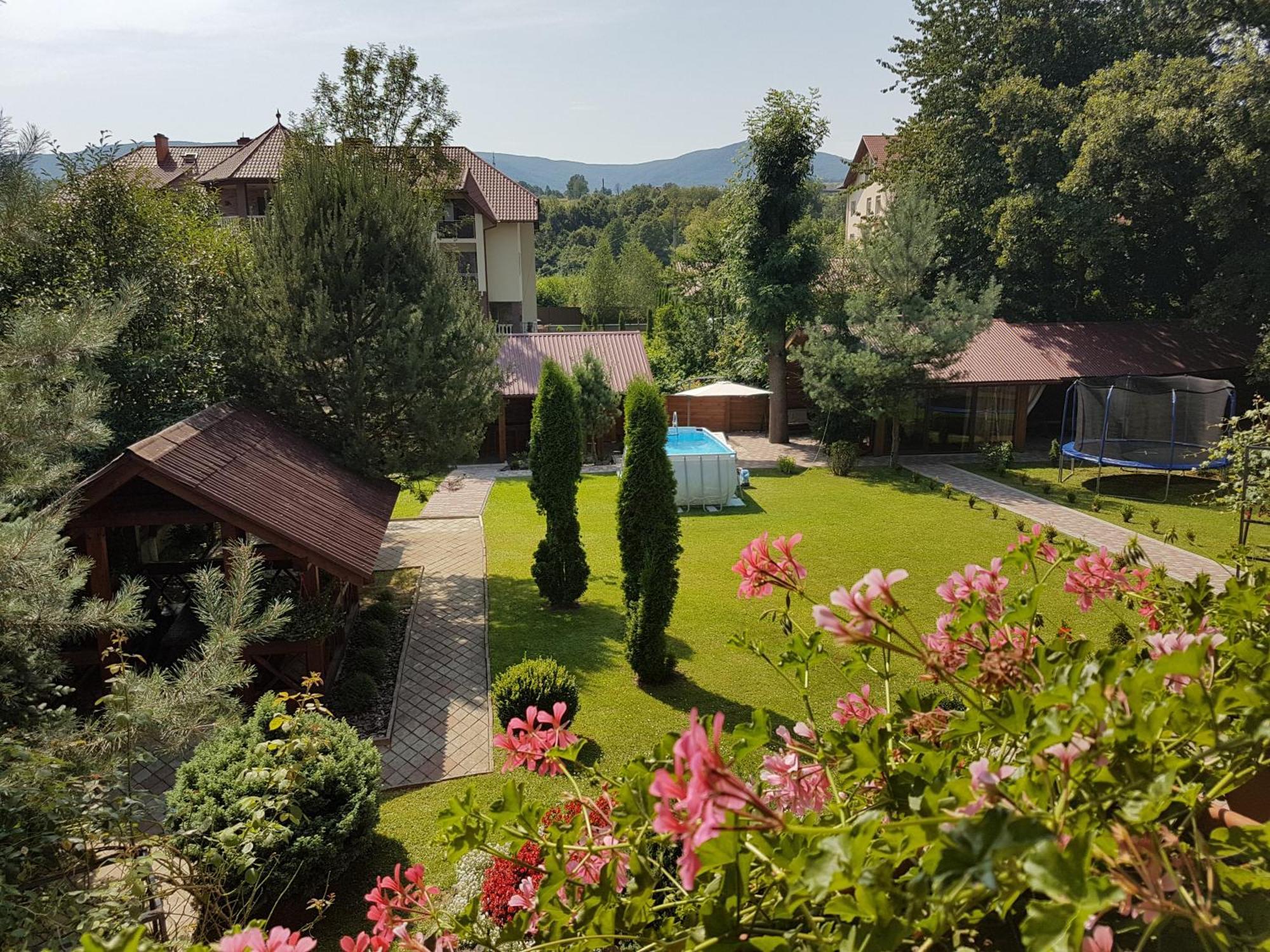 Hotel U Neli Solochyn Exterior foto