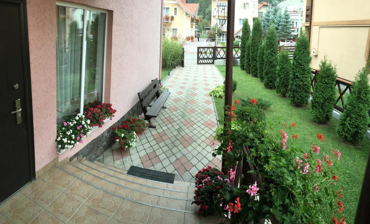 Hotel U Neli Solochyn Exterior foto