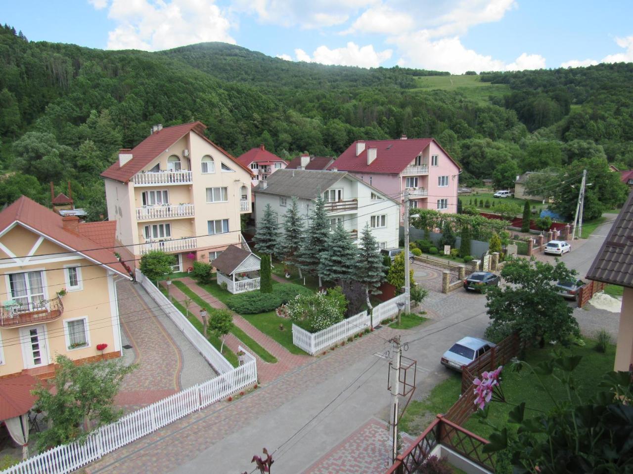 Hotel U Neli Solochyn Exterior foto